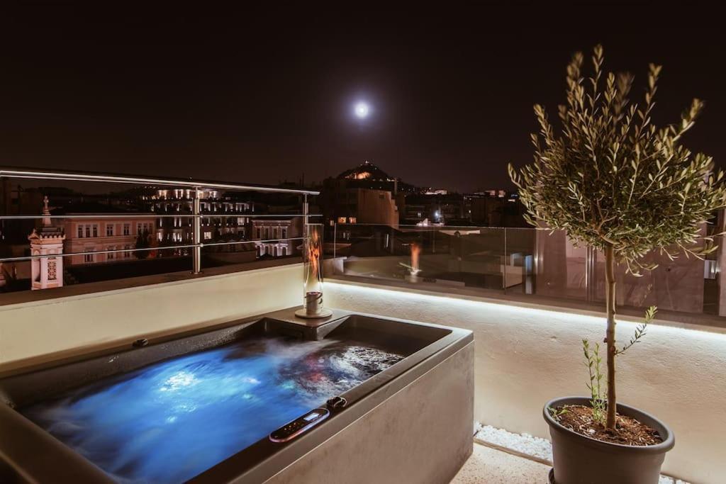 Heated Plunge Pool & Firepit Acropolis Penthouse Daire Atina Dış mekan fotoğraf